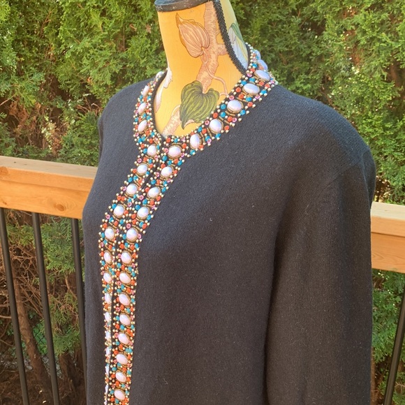 Vintage, Black long sleeve cardigan with beaded design - Picture 7 of 17